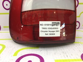 Farolim Traseiro Esquerdo Chrysler Voyager  2.5 116Cv de 2001 - Ref OEM :  393829
